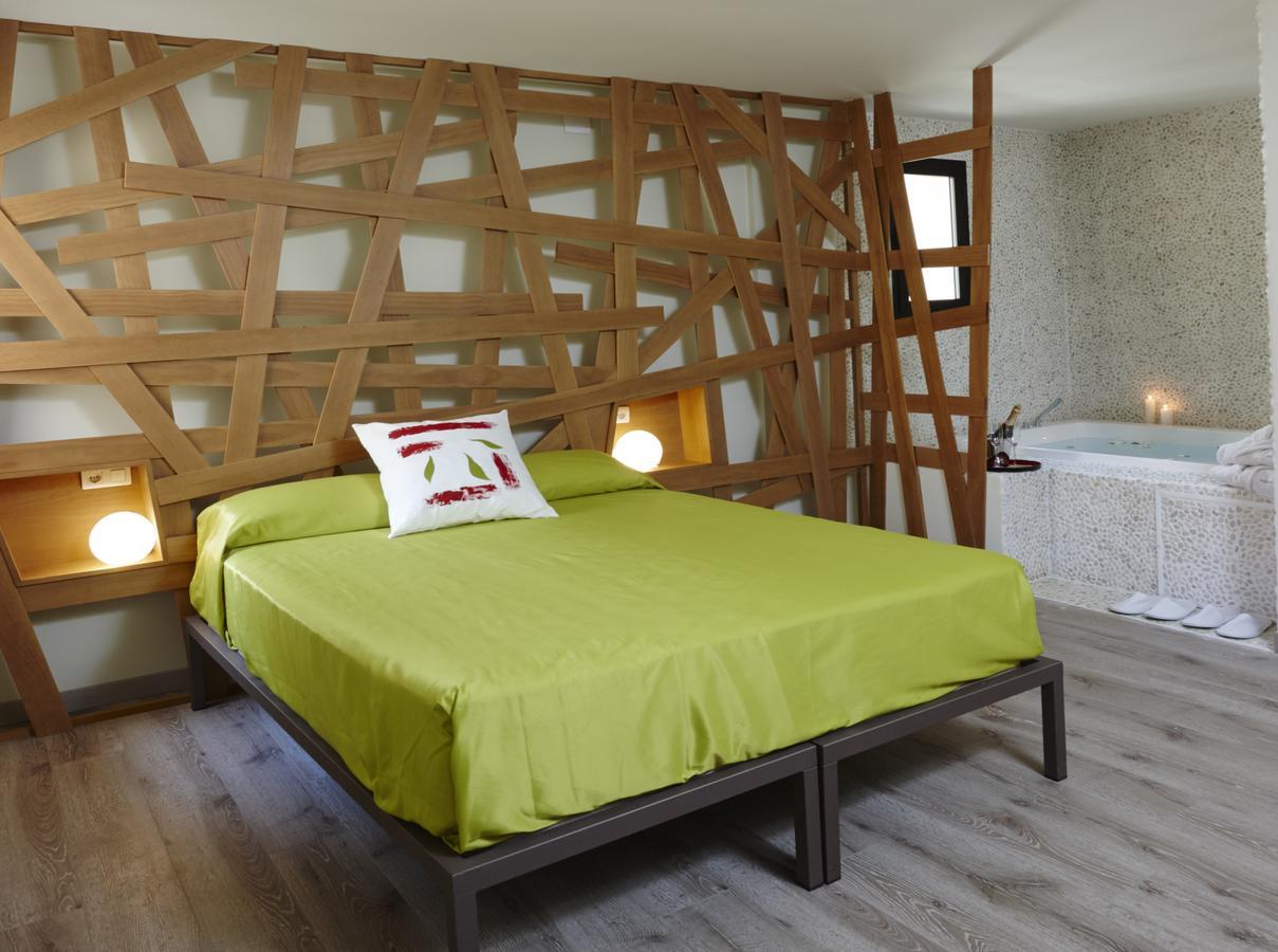 Hotel Galeria Essentia Aracena Bagian luar foto